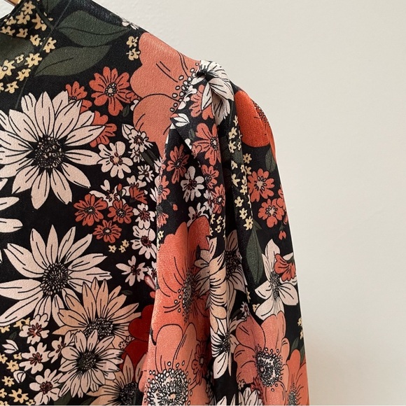 Zara Basic Floral Long Sleeve Front Tie Blouse Size S - Picture 7 of 10